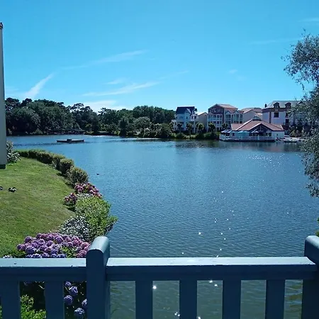 Apartment T2 Au Coeur Du Golf De Port Bourgenay *