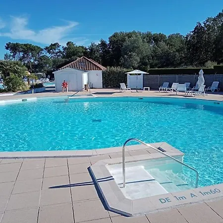 Apartment T2 Au Coeur Du Golf De Port Bourgenay *